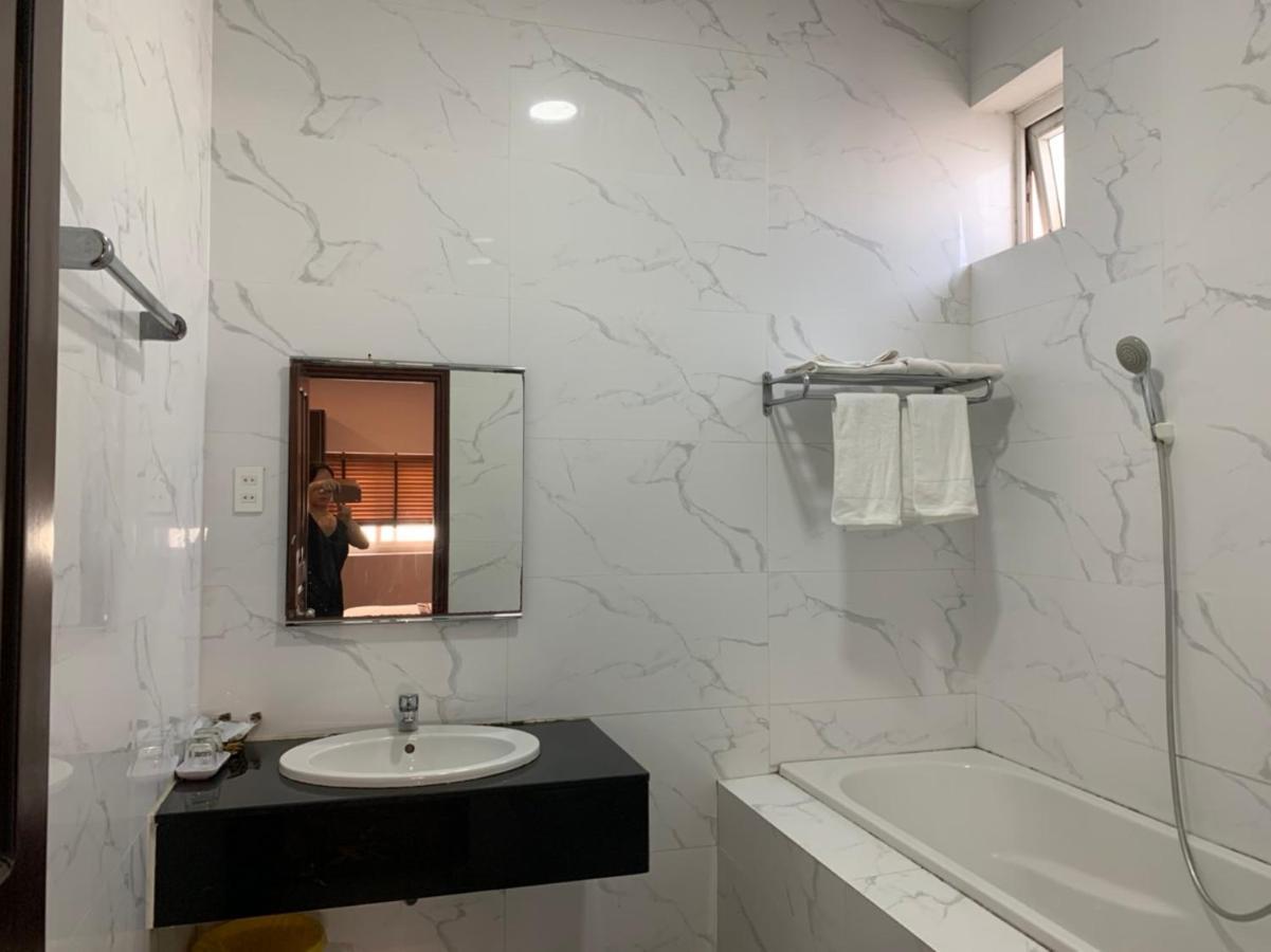 Ha Long Hotel Thu Duc Hcmc Ho Chi Minh-Byen Eksteriør billede
